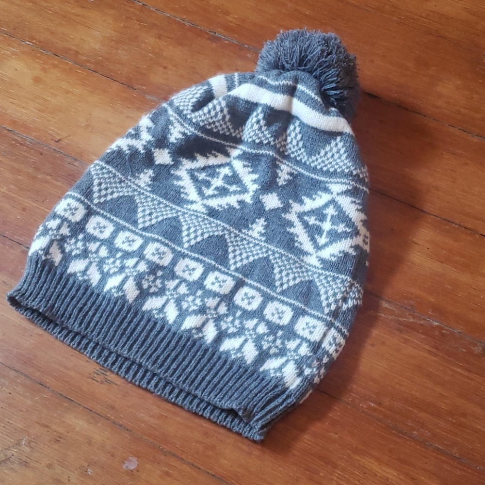 Knit hat with pom pom